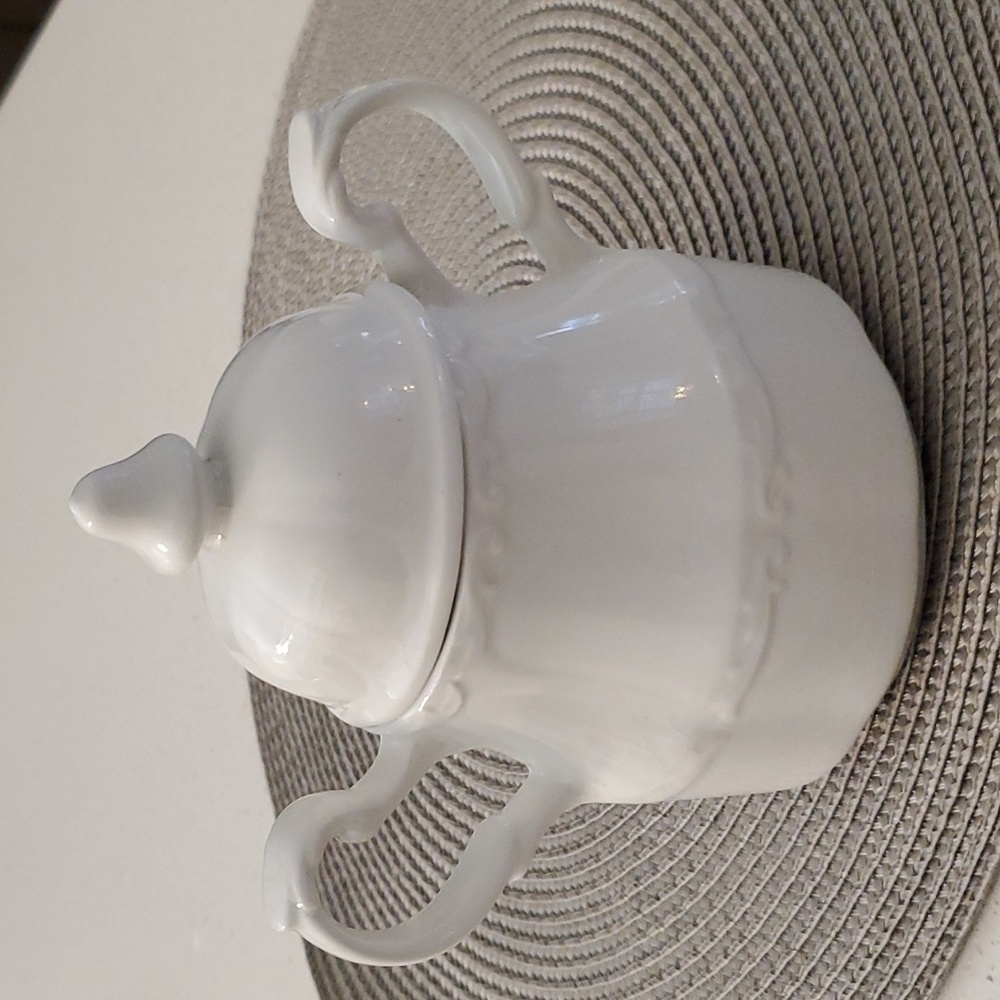 Sterling Colonial by J&G Meakin Sugar Bowl and Lid